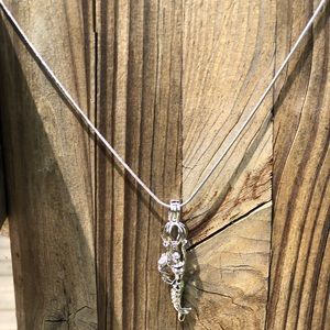 18” silver plated necklace with fresh water pearl